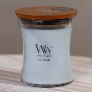 New! Yankee Candle WoodWick Magnolia Birch medium candle